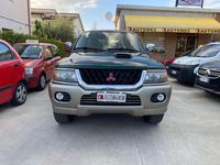 Usata Mitsubishi Pajero Sport 99 CV (72 kW) 2000 Verde SUV