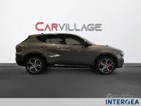 Nouă Alfa Romeo Tonale Veloce 131 CP (96 kW) 2026 Gri SUV