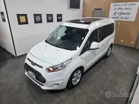 Usata Ford Tourneo Connect Titanium 116 CV (85 kW) 2015 Bianco Monovolume