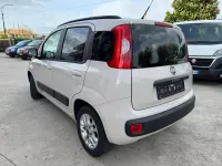 Usata Fiat Panda Lounge 86 CV (63 kW) 2013 Beige Utilitaria