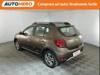 Usata Dacia Sandero Stepway 95 CV (69 kW) 2019 Marrone Berlina