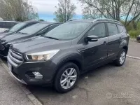 Usata Ford Kuga Business Edition 120 CV (88 kW) 2017 Grigio SUV
