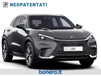 Nuova Lexus LBX 136 CV (100 kW) 2026 Grigio SUV