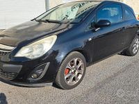 Usata Opel Corsa 95 CV (69 kW) 2012 Nero Utilitaria