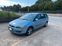 Begagnad Ford Focus 2006 Blå Kombi