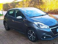 Usata Peugeot 208 Allure 99 CV (72 kW) 2016 Grigio Utilitaria