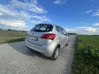 Usata Kia Venga LX 77 CV (56 kW) 2013 Utilitaria