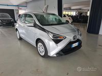 Usata Toyota Aygo Connect Style 72 CV (52 kW) 2020 Grigio Utilitaria