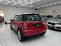 Usata Mini One D 88 CV (64 kW) 2006 Rosso Utilitaria