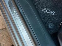 Usata Peugeot 208 Signature Sky 102 CV (75 kW) 2020 Grigio Utilitaria