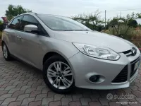 Usata Ford Focus Titanium 115 CV (84 kW) 2012 Grigio Berlina