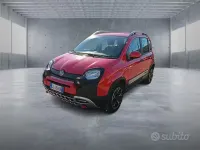 Usata Fiat Panda Cross Cross 69 CV (50 kW) 2022 Rosso Utilitaria
