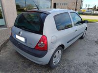 Usata Renault Clio II 58 CV (42 kW) 2003 Argento Utilitaria