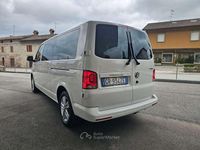 Usata VW Caravelle 204 CV (150 kW) 2024 Bianco pastello Furgone