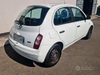 Usata Nissan Micra 78 CV (57 kW) 2010 Bianco Utilitaria