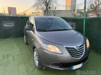 Usata Lancia Ypsilon 69 CV (50 kW) 2013 Grigio Utilitaria
