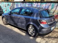 Usata Opel Astra Cosmo 125 CV (91 kW) 2008 Grigio Berlina