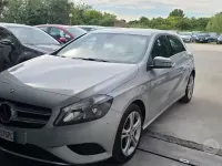 Usata Mercedes A180 Premium 109 CV (80 kW) 2015 Grigio Utilitaria
