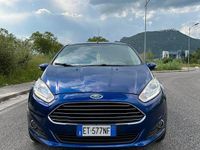Usata Ford Fiesta 75 CV (55 kW) 2014 Blu/azzurro Utilitaria