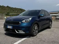 Usata Kia Niro Style 105 CV (77 kW) 2017 Blu/azzurro SUV