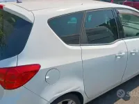 Usata Opel Meriva 120 CV (88 kW) 2014 Bianco Monovolume