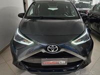Usata Toyota Aygo Connect Style 72 CV (52 kW) 2020 Grigio Utilitaria