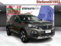 Usata Peugeot 3008 Allure 131 CV (96 kW) 2020 Grigio moka SUV