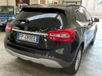 Usata Mercedes GLA180 109 CV (80 kW) 2018 Nero SUV