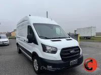 Usata Ford Transit 170 CV (125 kW) 2022 Bianco pastello Berlina