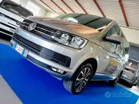 Usata VW Caravelle 150 CV (110 kW) 2018 Grigio mojave met Furgone