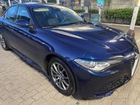 Usata Alfa Romeo Giulia 160 CV (117 kW) 2018 Blu Berlina