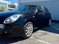 Usata Alfa Romeo Giulietta Distinctive 120 CV (88 kW) 2012 Nero Utilitaria