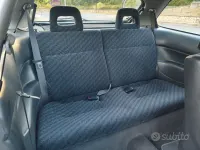 Usata Honda Civic 90 CV (66 kW) 1999 Grigio Berlina