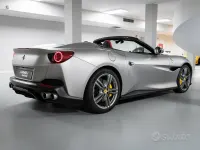 Usata Ferrari Portofino 600 CV (441 kW) 2019 Grigio Cabrio