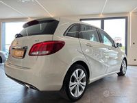 Usata Mercedes B200 Premium 136 CV (100 kW) 2015 Bianco Monovolume