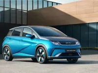 Nuova BYD Dolphin Comfort 64 kW (88 CV) 2025 Argento Utilitaria