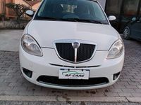 Usado Lancia Ypsilon 60 HP (44 kW) 2008 Branco Citadino