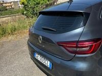 Usata Renault Clio V 101 CV (74 kW) 2021 Grigio Berlina