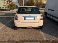 Usata Mini ONE 75 CV (55 kW) 2009 Bianco Utilitaria