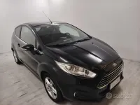 Usata Ford Fiesta Titanium 75 CV (55 kW) 2014 Nero Utilitaria