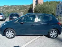 Usata Peugeot 208 Active 68 CV (50 kW) 2016 Grigio Utilitaria