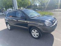 Usata Hyundai Tucson Dynamiq 141 CV (103 kW) 2006 Nero SUV