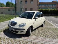 Usata Lancia Ypsilon 60 CV (44 kW) 2005 Bianco Utilitaria