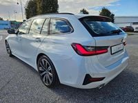 Usata BMW 320 Sport Line 190 CV (139 kW) 2022 Bianco Station wagon