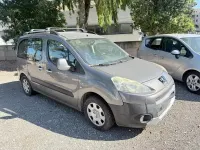 Usata Peugeot Partner Tepee 90 CV (66 kW) 2010 Grigio Monovolume