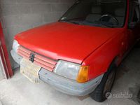 Usata Peugeot 205 54 CV (39 kW) 1990 Rosso Utilitaria