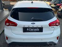 Usata Ford Focus ST 125 CV (91 kW) 2021 Bianco Berlina