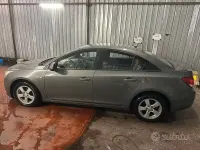 Usata Chevrolet Cruze LS 113 CV (83 kW) 2010 Grigio Berlina