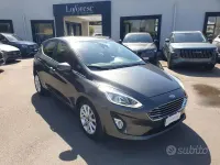 Usata Ford Fiesta Titanium 86 CV (63 kW) 2018 Grigio scuro metallizzato Utilitaria