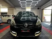 Usata Renault Scénic LIMITED 110 CV (80 kW) 2015 Nero Monovolume